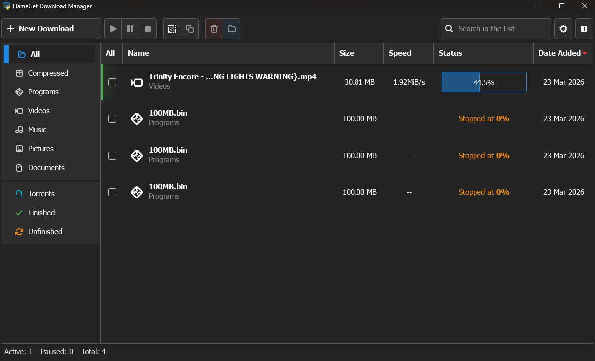 FlameGet main interface showing download speeds